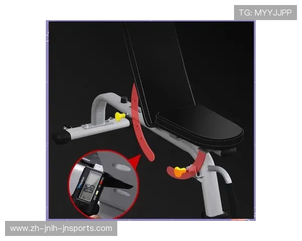 推举健身器材正确使用方式及常见错误姿势纠正
